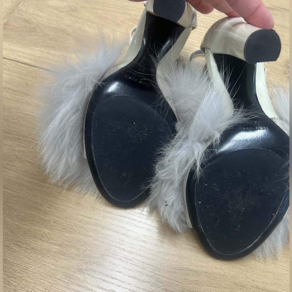 Alexander Wang Gray Heels with Gray Fur Trim Heel size 4” - Picture 12 of 16